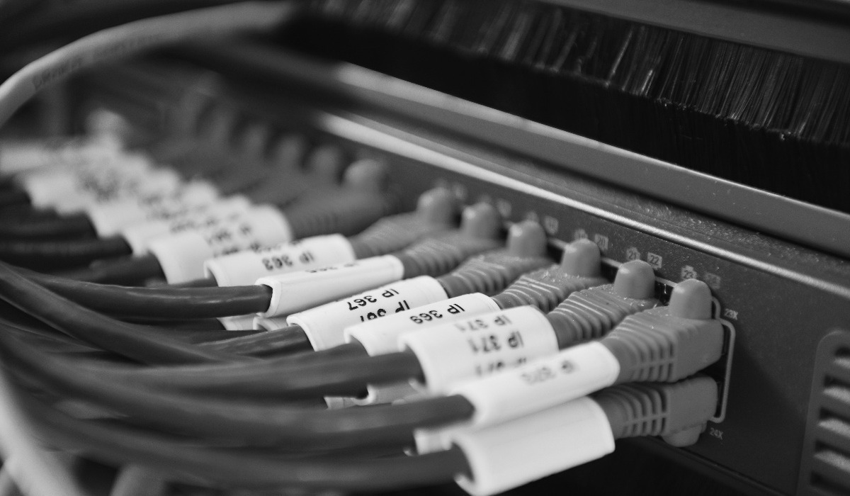 Network server room - Welke architectuur-keuze maakt je minder afhankelijk van je verzekeringstechnische applicaties (VTA)?